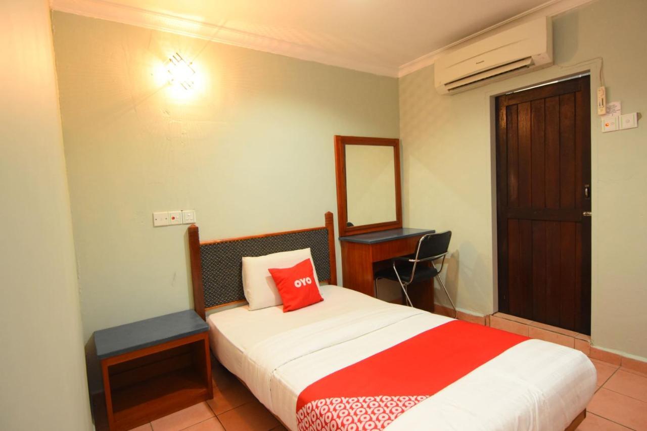 Oyo 89642 Highway Inn Mukah Ngoại thất bức ảnh