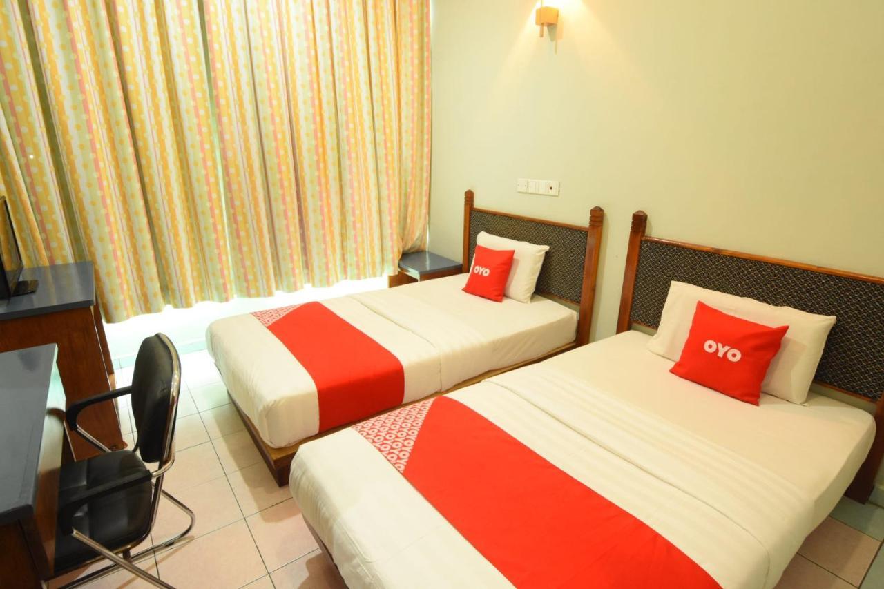 Oyo 89642 Highway Inn Mukah Ngoại thất bức ảnh